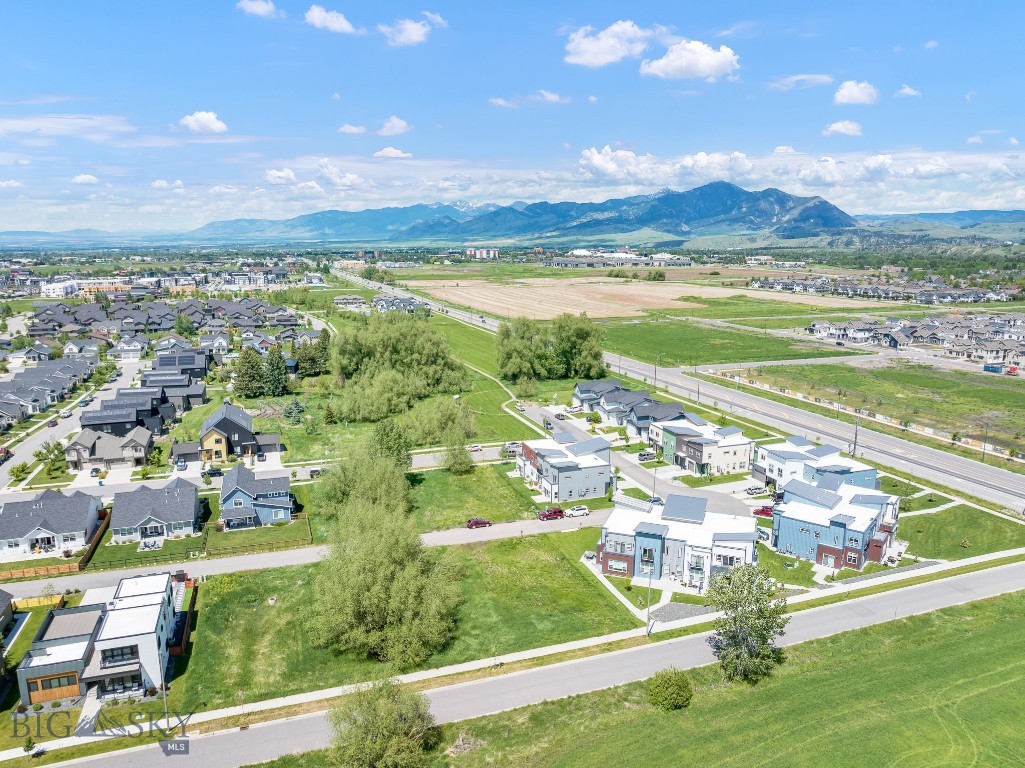 Bozeman, Montana 59718, United States, 3 Bedrooms Bedrooms, ,2 BathroomsBathrooms,Residential,Contingent,55210