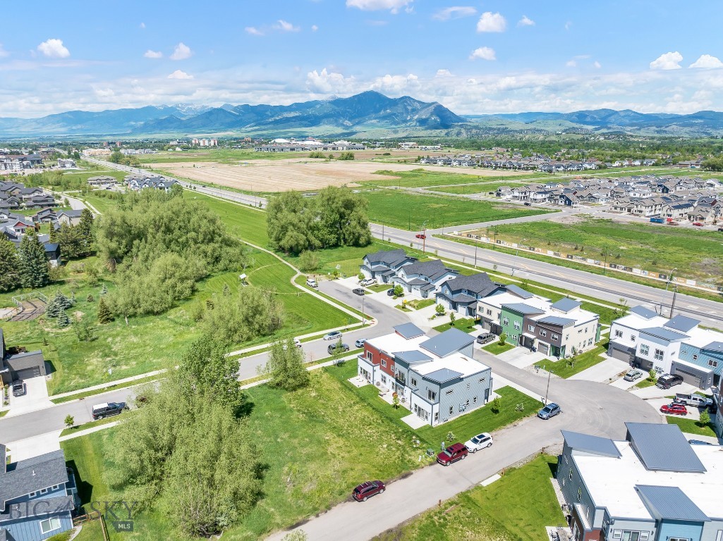 Bozeman, Montana 59718, United States, 3 Bedrooms Bedrooms, ,2 BathroomsBathrooms,Residential,Contingent,55210