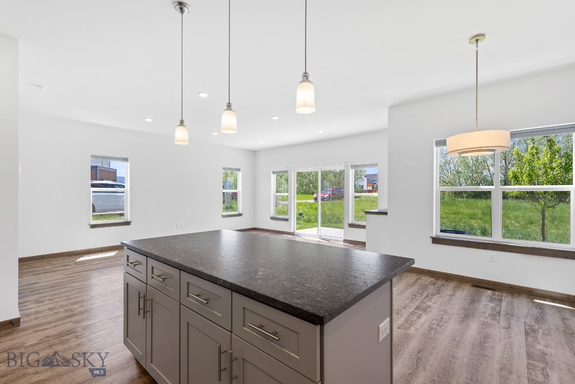 Bozeman, Montana 59718, United States, 3 Bedrooms Bedrooms, ,2 BathroomsBathrooms,Residential,Contingent,55210