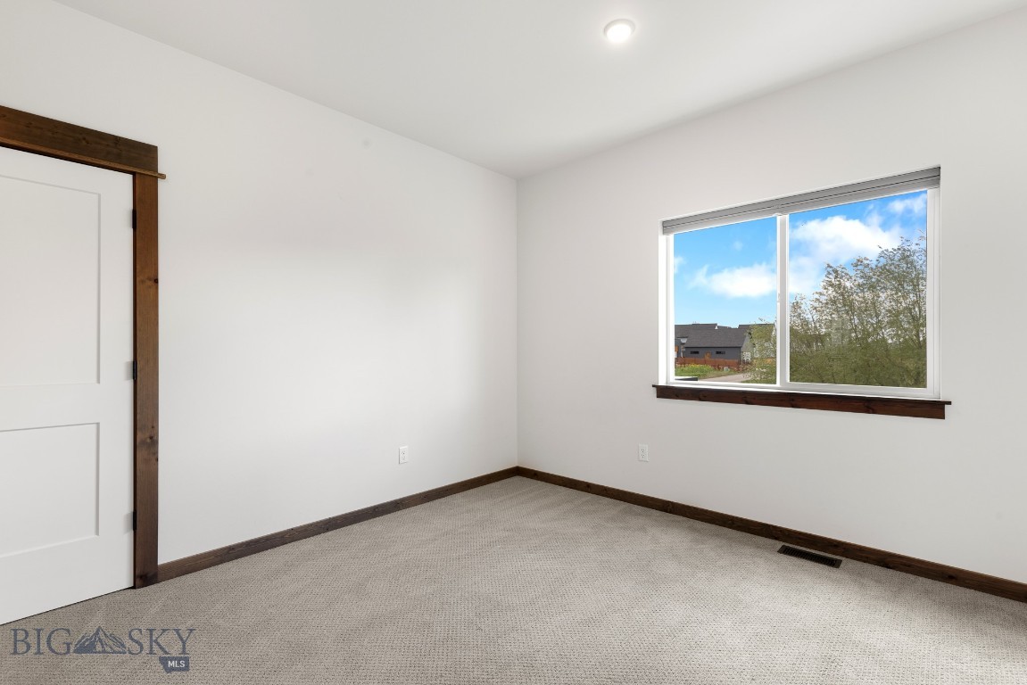 Bozeman, Montana 59718, United States, 3 Bedrooms Bedrooms, ,2 BathroomsBathrooms,Residential,Contingent,55210