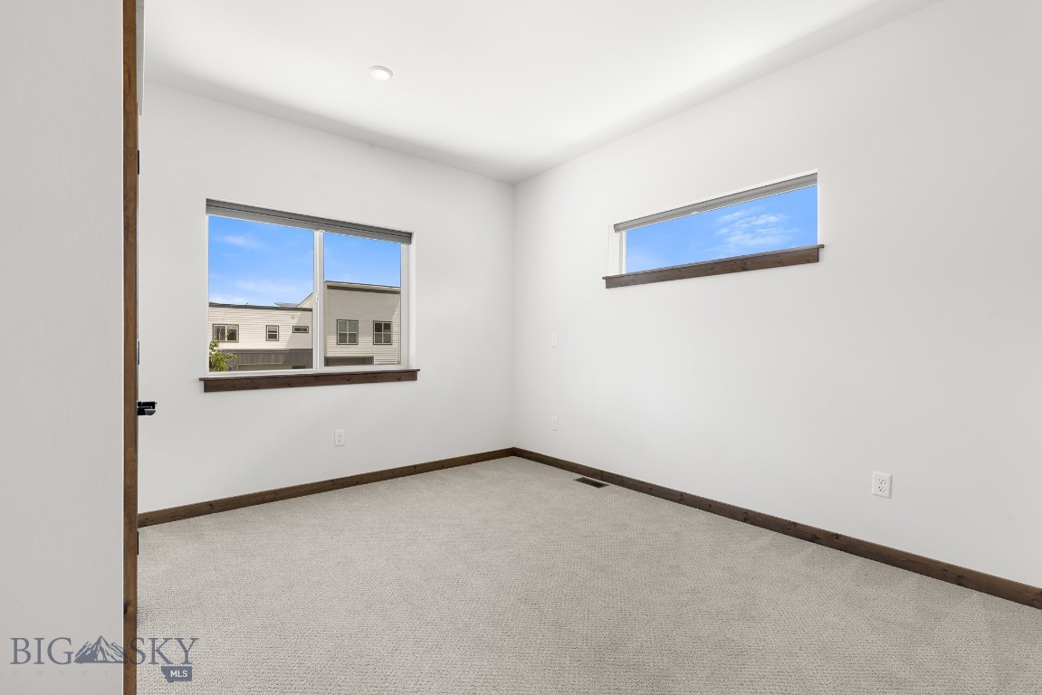 Bozeman, Montana 59718, United States, 3 Bedrooms Bedrooms, ,2 BathroomsBathrooms,Residential,Contingent,55210