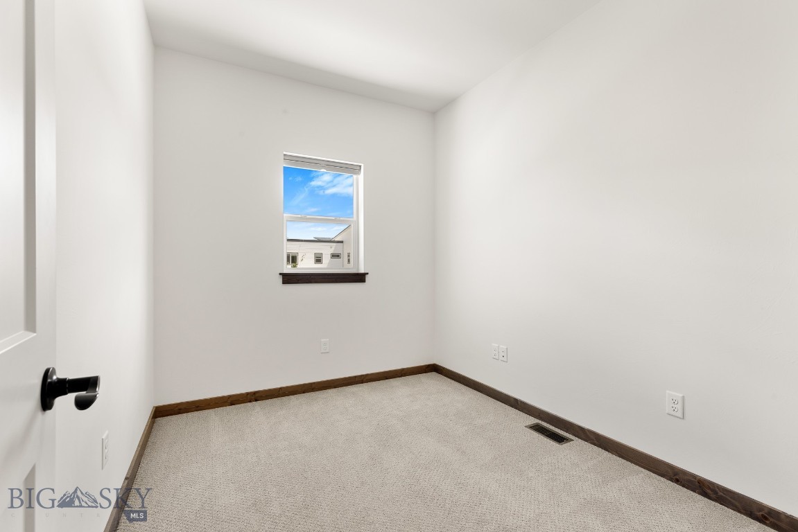 Bozeman, Montana 59718, United States, 3 Bedrooms Bedrooms, ,2 BathroomsBathrooms,Residential,Contingent,55210