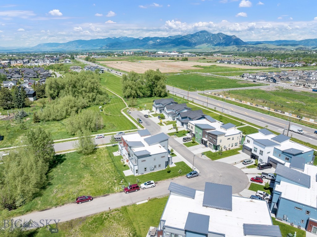 Bozeman, Montana 59718, United States, 3 Bedrooms Bedrooms, ,2 BathroomsBathrooms,Residential,Contingent,55210