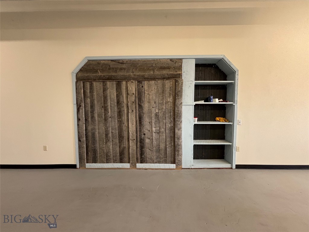 Rainbow - Commercial Lease