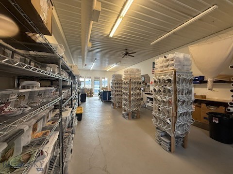 Rainbow - Commercial Lease