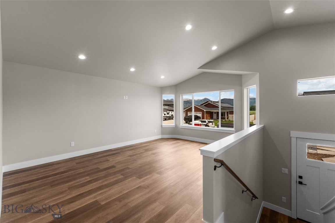 2220 Oriole Drive