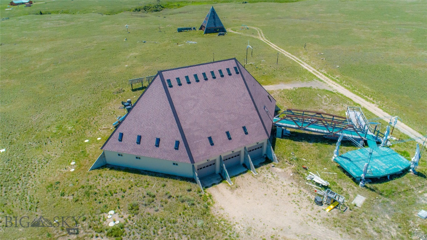 NHN Pyramid Lane