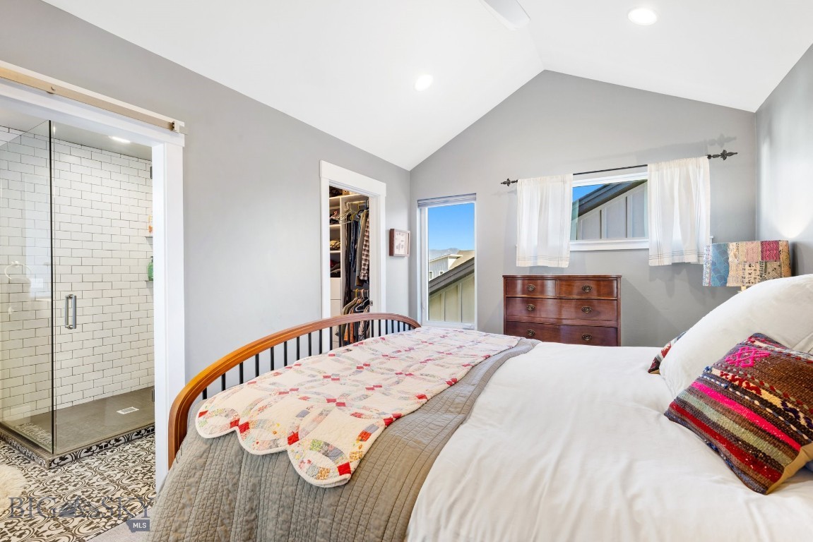 The Lakes at Valley West - Residential