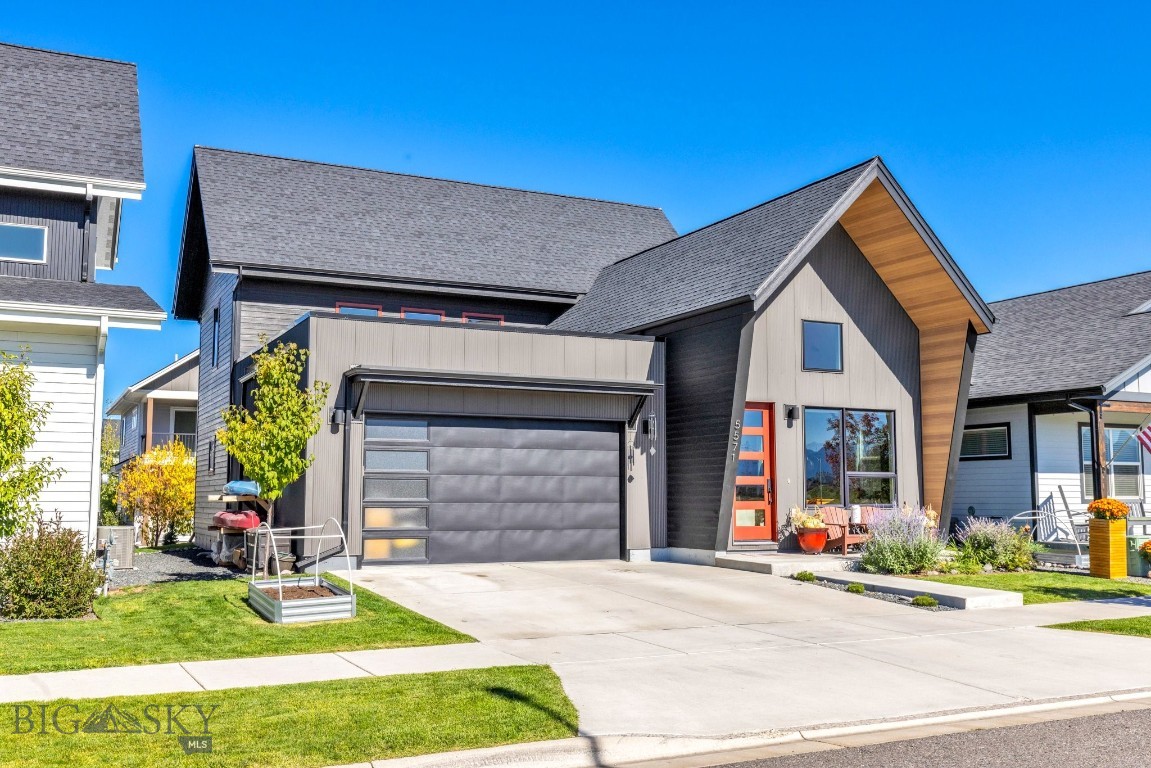 The Lakes at Valley West - Residential