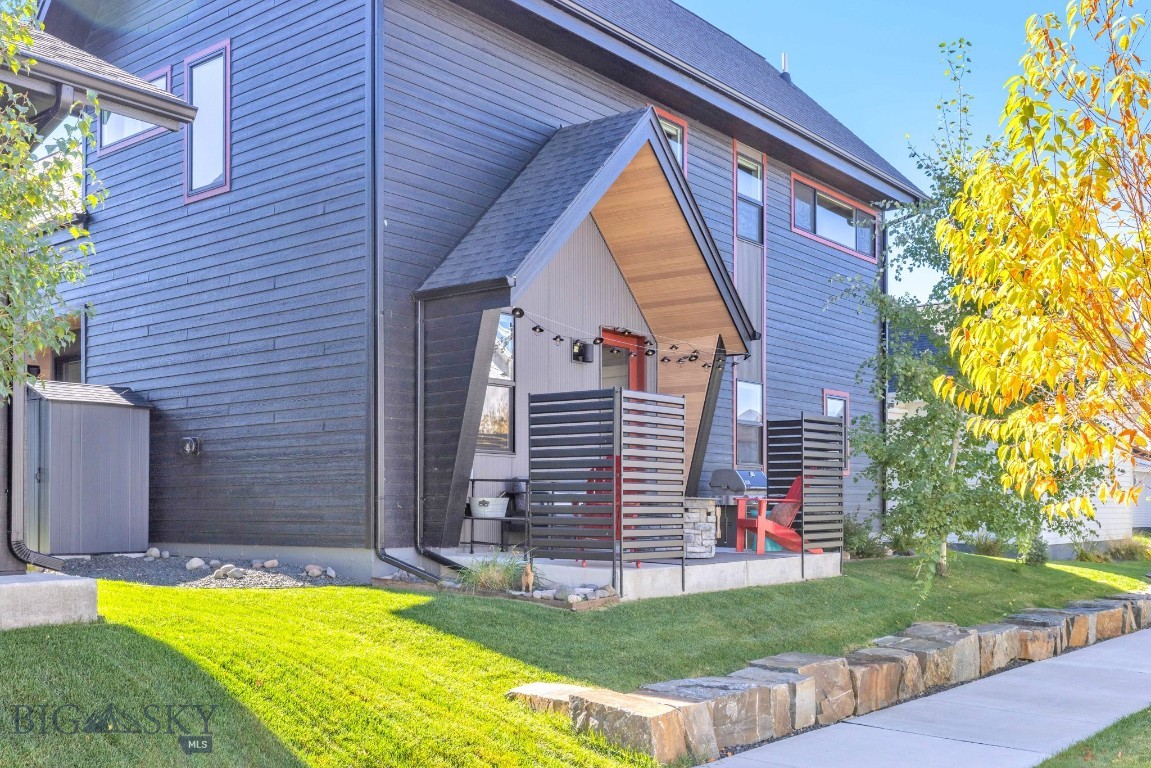 The Lakes at Valley West - Residential
