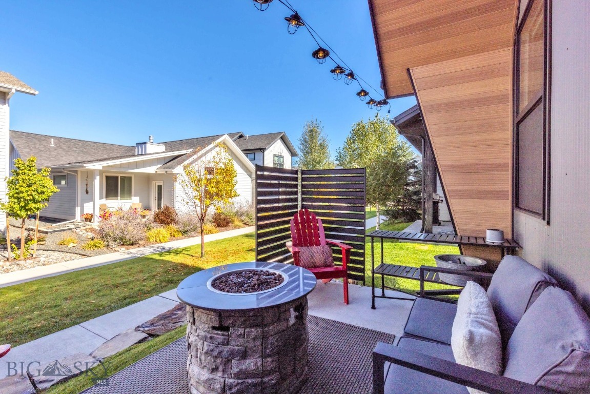The Lakes at Valley West - Residential