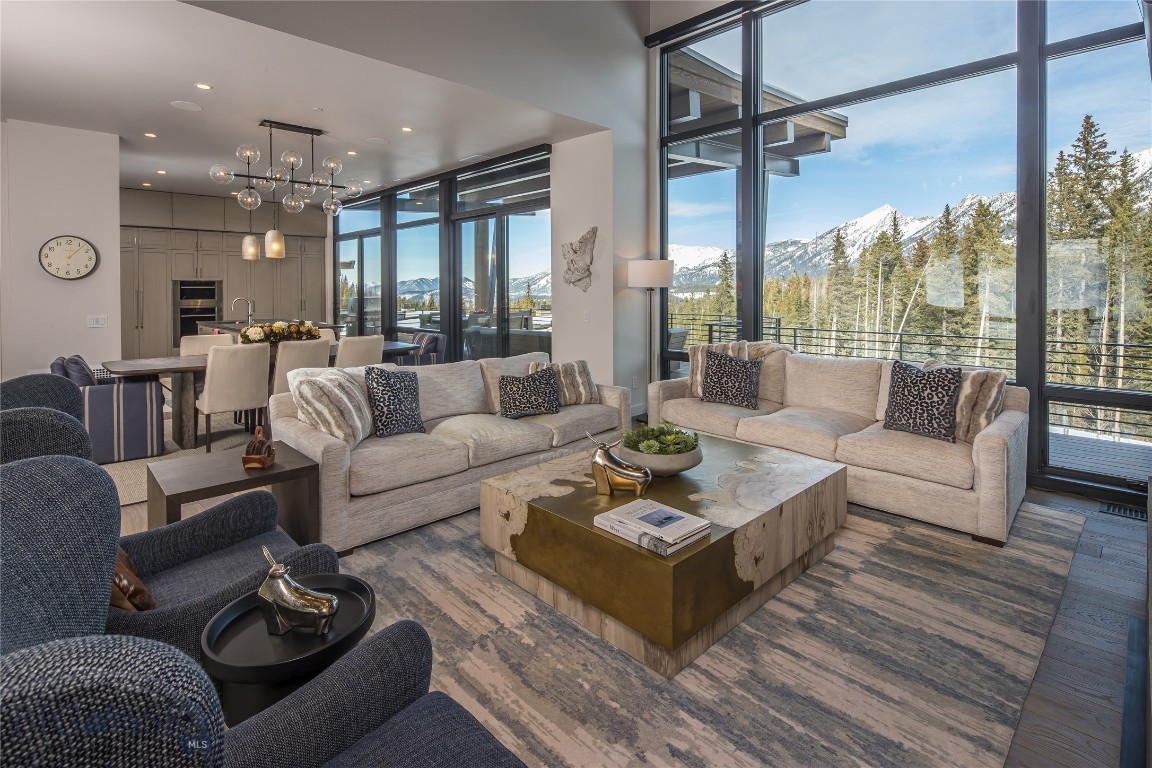 16 Speedwell Drive 7C