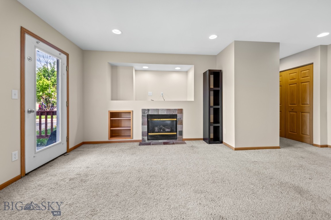 Parkway Plaza - Residential