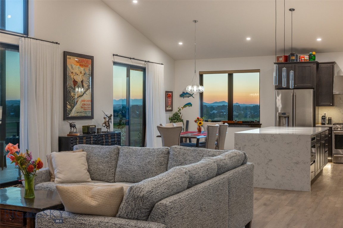 White Horse Ranch - Residential