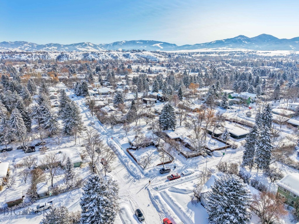 Bozeman, Montana 59715, United States, 4 Bedrooms Bedrooms, ,2 BathroomsBathrooms,Residential,Contingent,2792