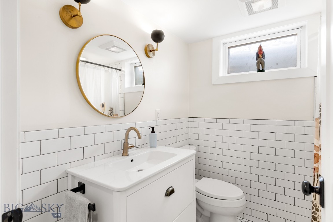 Bozeman, Montana 59715, United States, 4 Bedrooms Bedrooms, ,2 BathroomsBathrooms,Residential,Contingent,2792