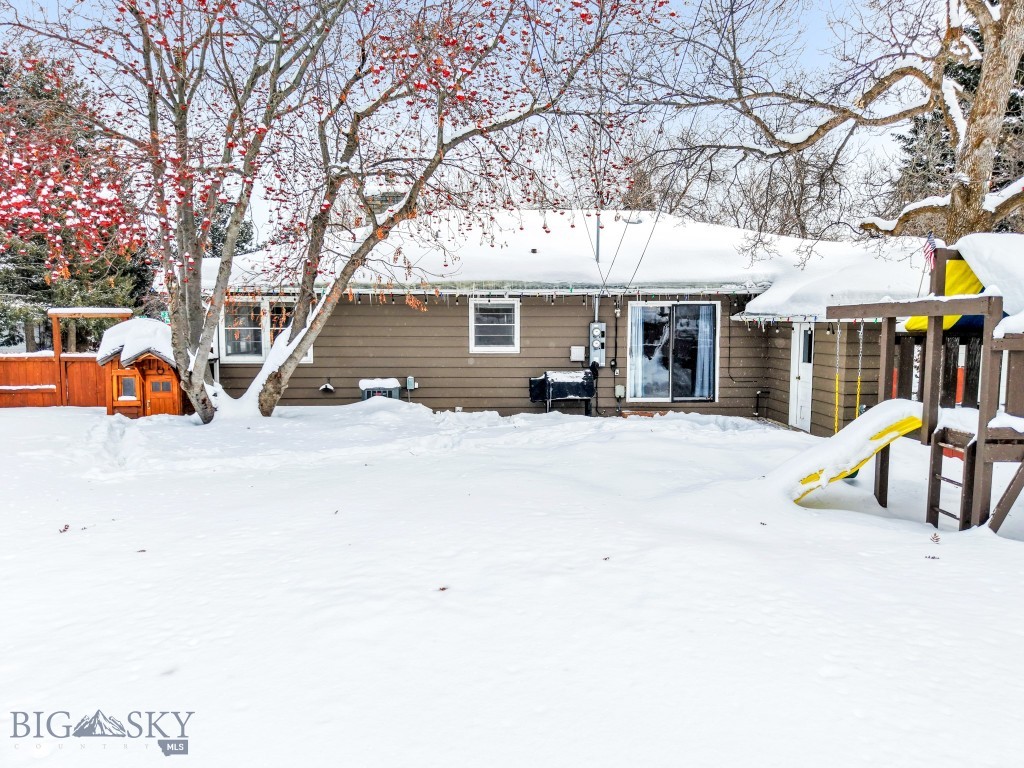 Bozeman, Montana 59715, United States, 4 Bedrooms Bedrooms, ,2 BathroomsBathrooms,Residential,Contingent,2792