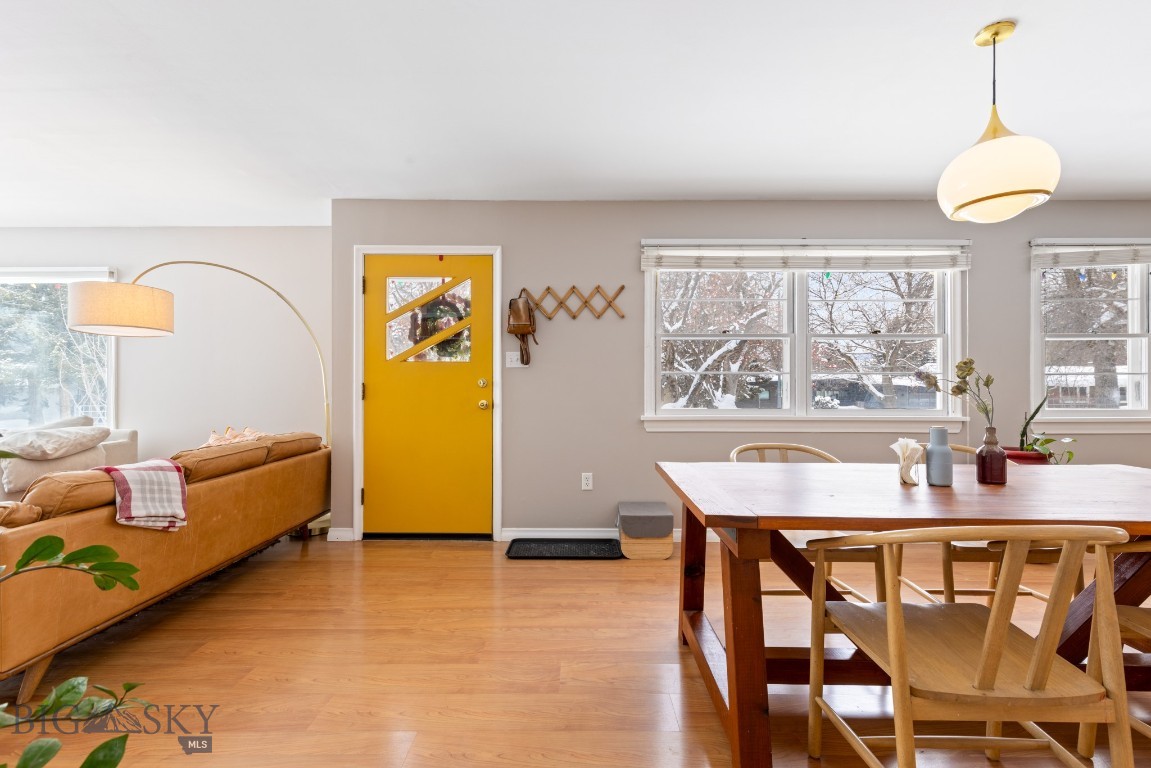 Bozeman, Montana 59715, United States, 4 Bedrooms Bedrooms, ,2 BathroomsBathrooms,Residential,Contingent,2792