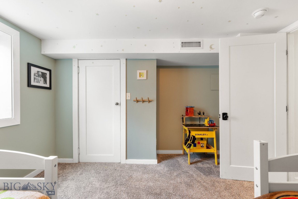 Bozeman, Montana 59715, United States, 4 Bedrooms Bedrooms, ,2 BathroomsBathrooms,Residential,Contingent,2792