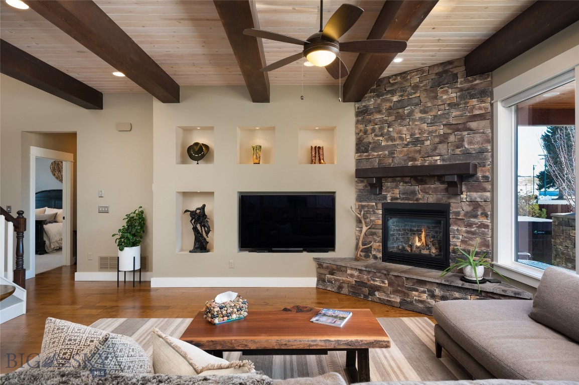 Bozeman, Montana 59718, United States, 5 Bedrooms Bedrooms, ,3 BathroomsBathrooms,Residential,Contingent,63948