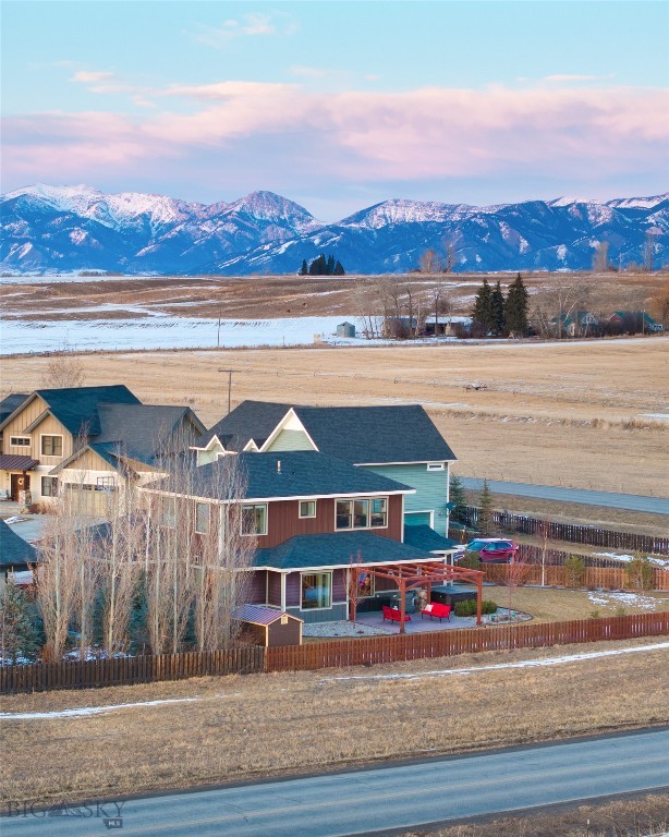 Bozeman, Montana 59718, United States, 5 Bedrooms Bedrooms, ,3 BathroomsBathrooms,Residential,Contingent,63948