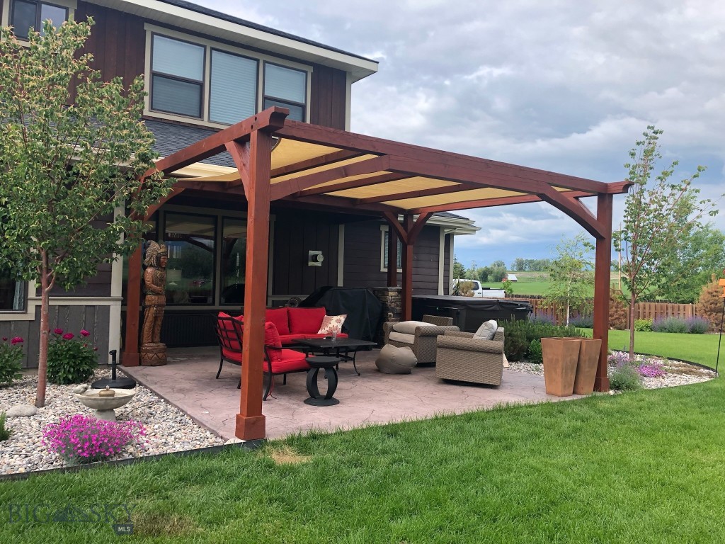 Bozeman, Montana 59718, United States, 5 Bedrooms Bedrooms, ,3 BathroomsBathrooms,Residential,Contingent,63948