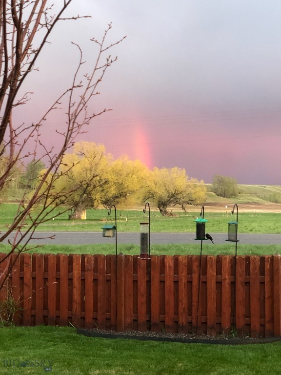 Bozeman, Montana 59718, United States, 5 Bedrooms Bedrooms, ,3 BathroomsBathrooms,Residential,Contingent,63948