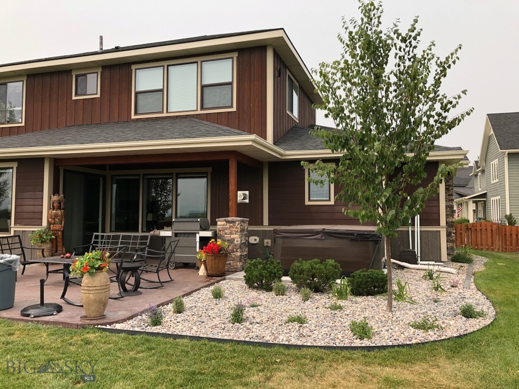 Bozeman, Montana 59718, United States, 5 Bedrooms Bedrooms, ,3 BathroomsBathrooms,Residential,Contingent,63948