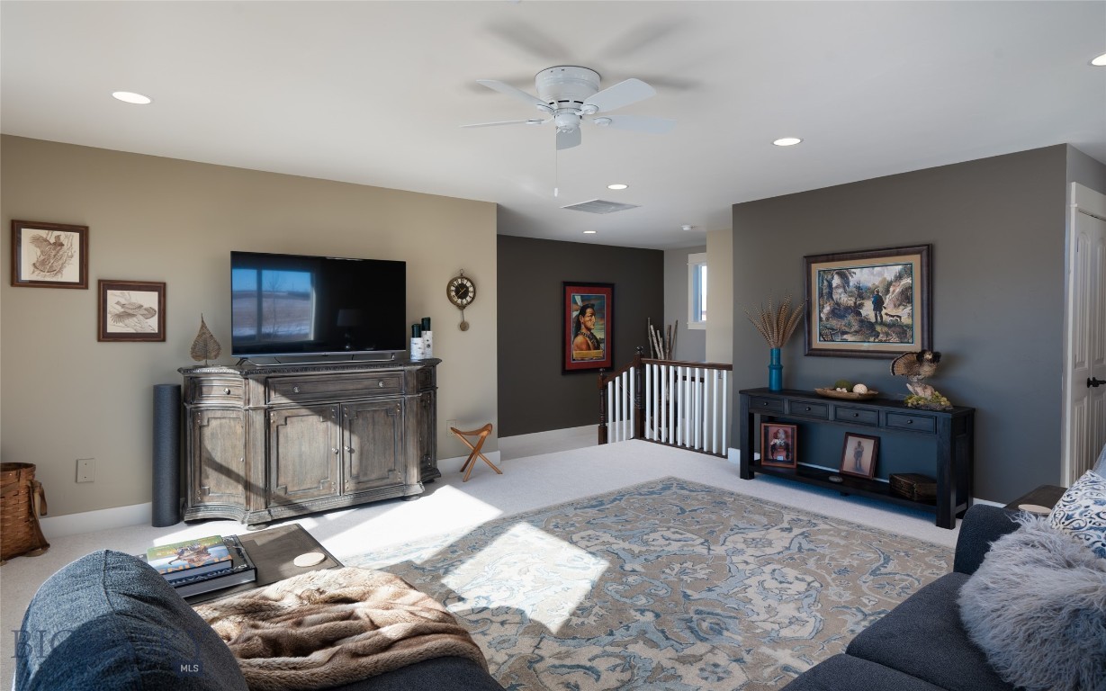 Bozeman, Montana 59718, United States, 5 Bedrooms Bedrooms, ,3 BathroomsBathrooms,Residential,Contingent,63948