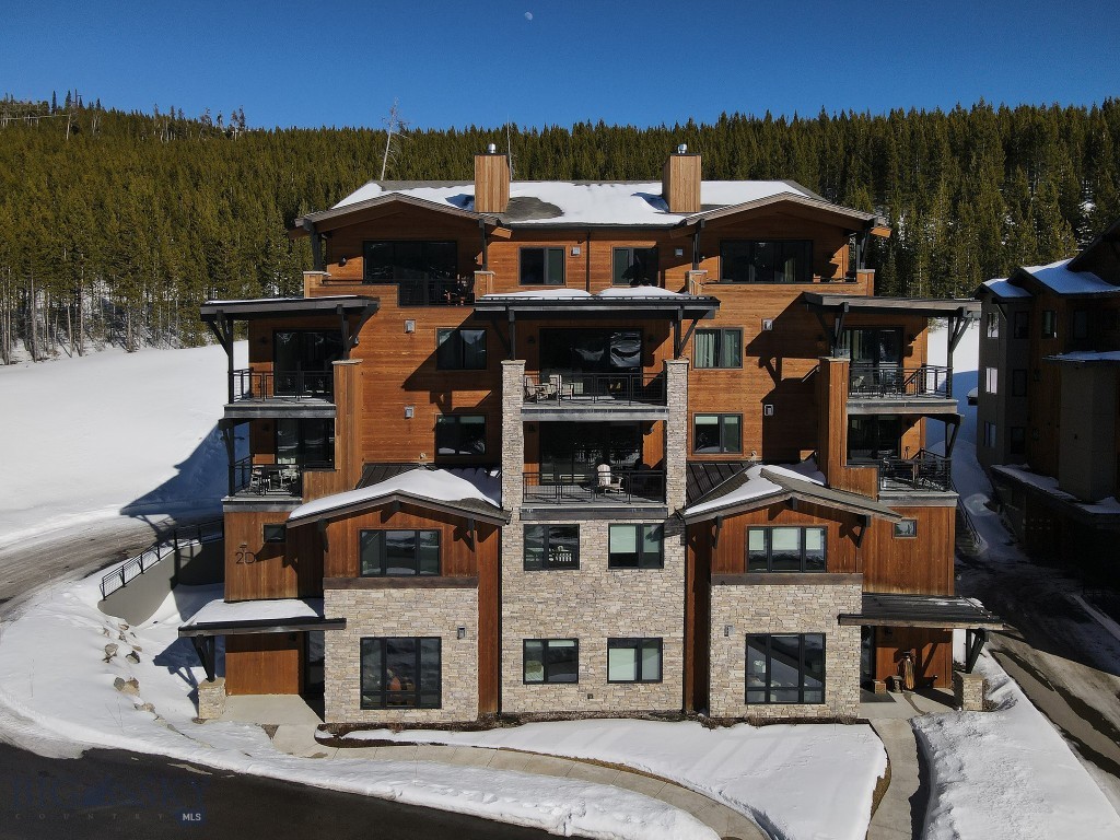 Mountain Lake Condos - Residential