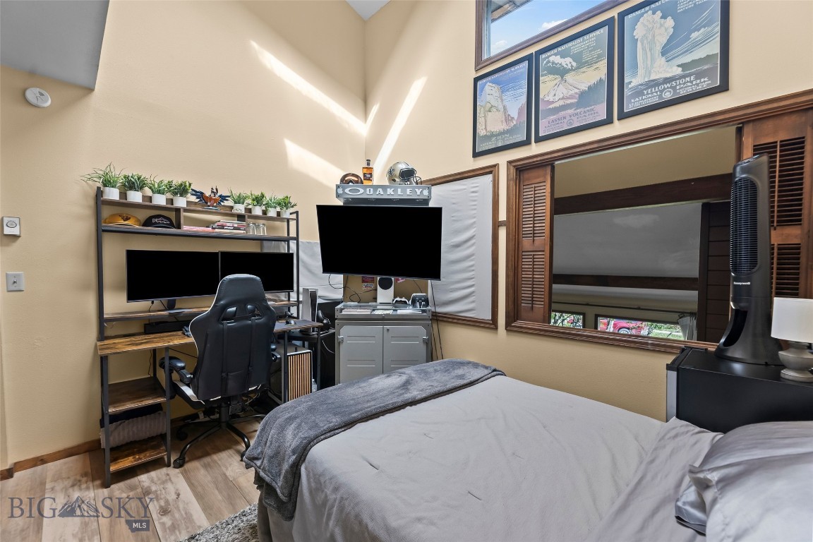 Bridgeview Condo - Residential