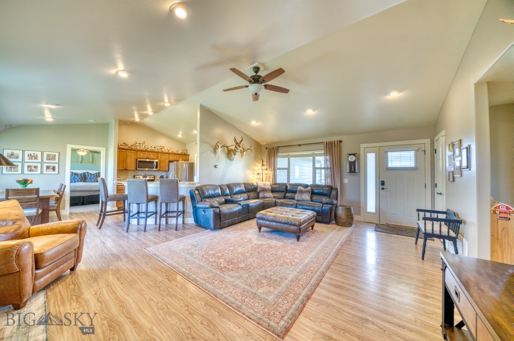 28 Cherokee Trail