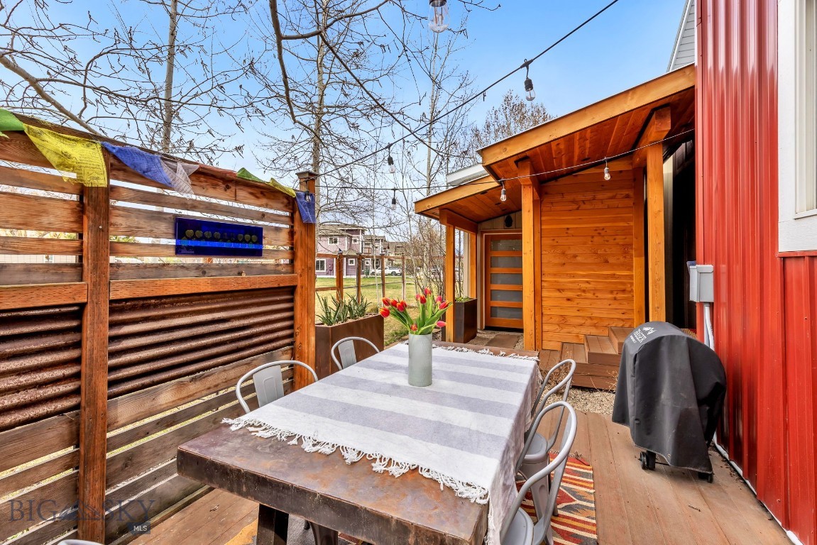 Walton Homestead - Residential