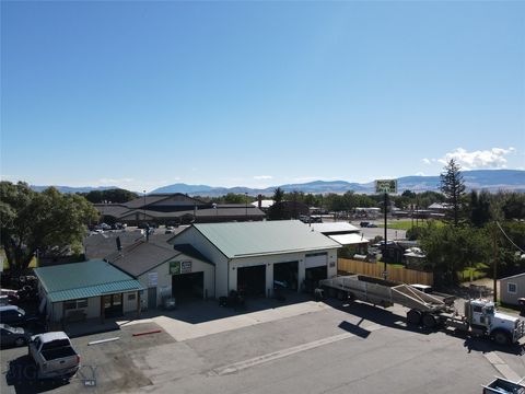 Photo of 402 N Pyfer Street, Whitehall, MT 59759 (MLS # 407454)