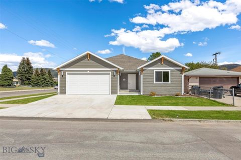 Photo of 2100 Whitman AVE, Butte, MT 59701 (MLS # 412114)