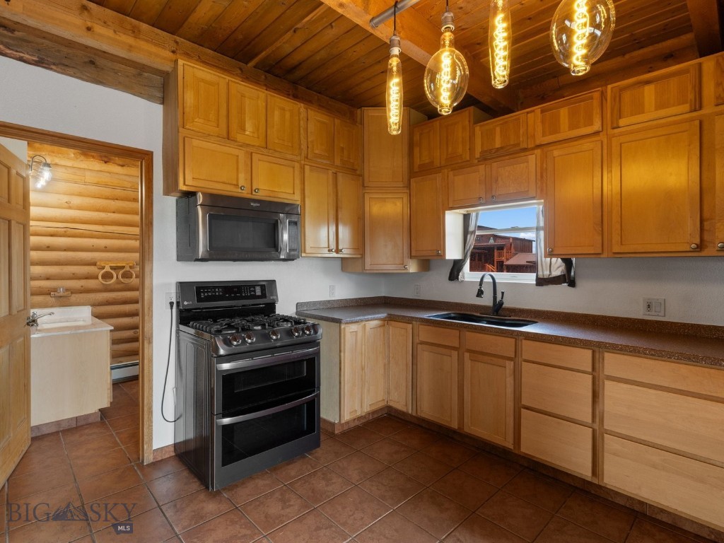 Peak View - Residential