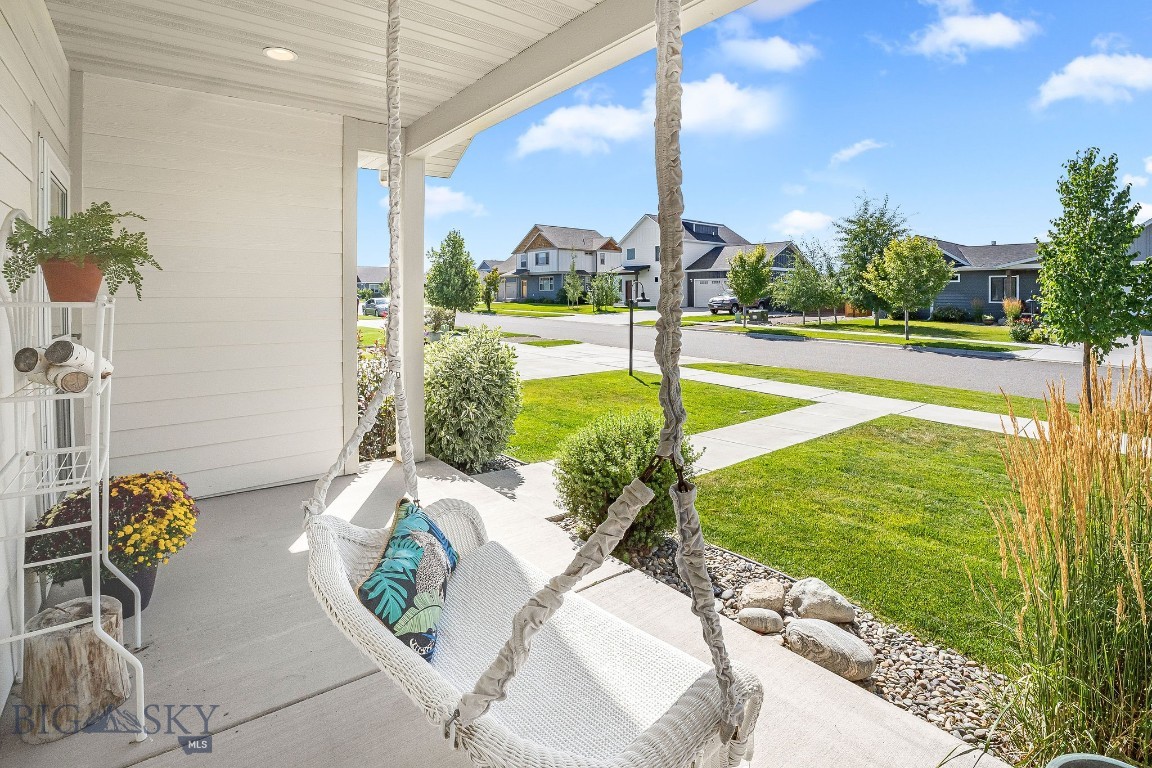 Falcon Hollow - Residential