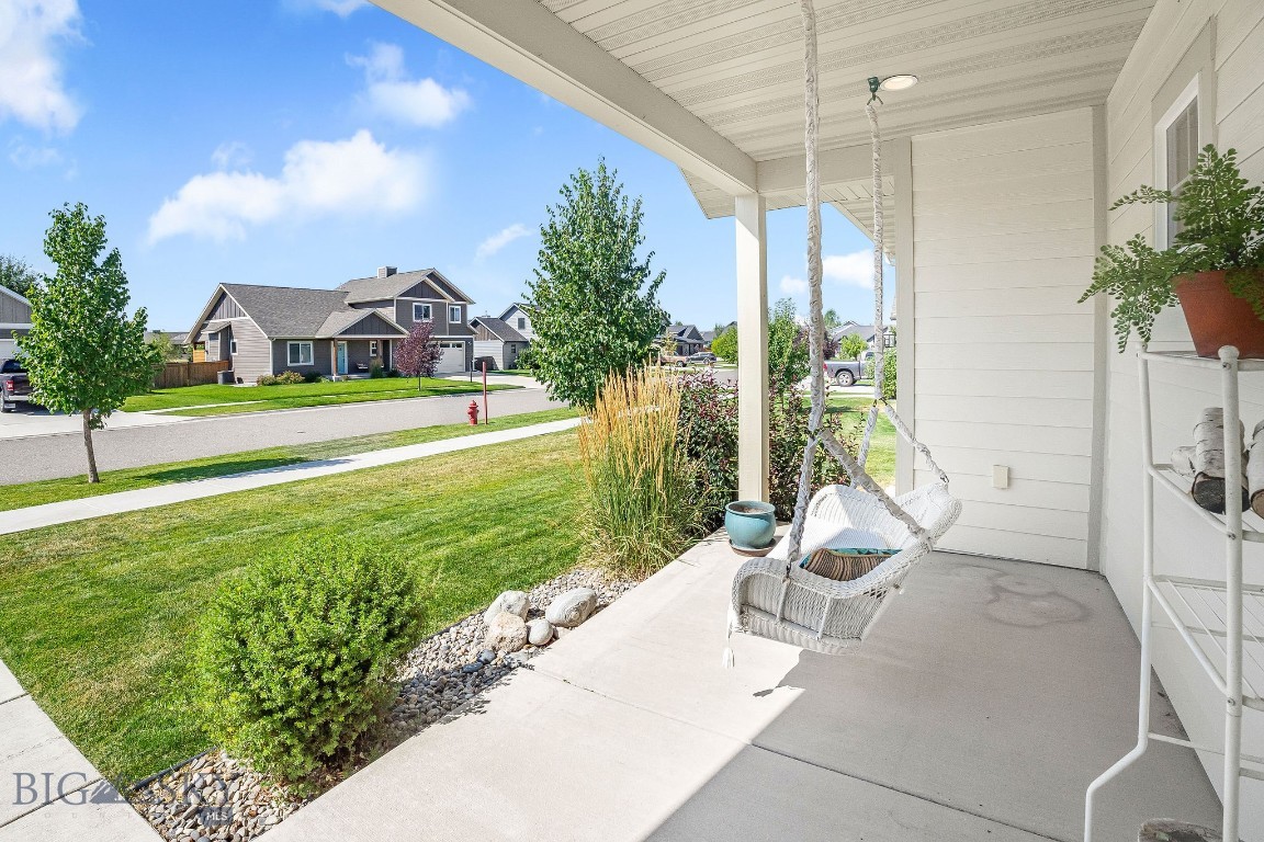 Falcon Hollow - Residential
