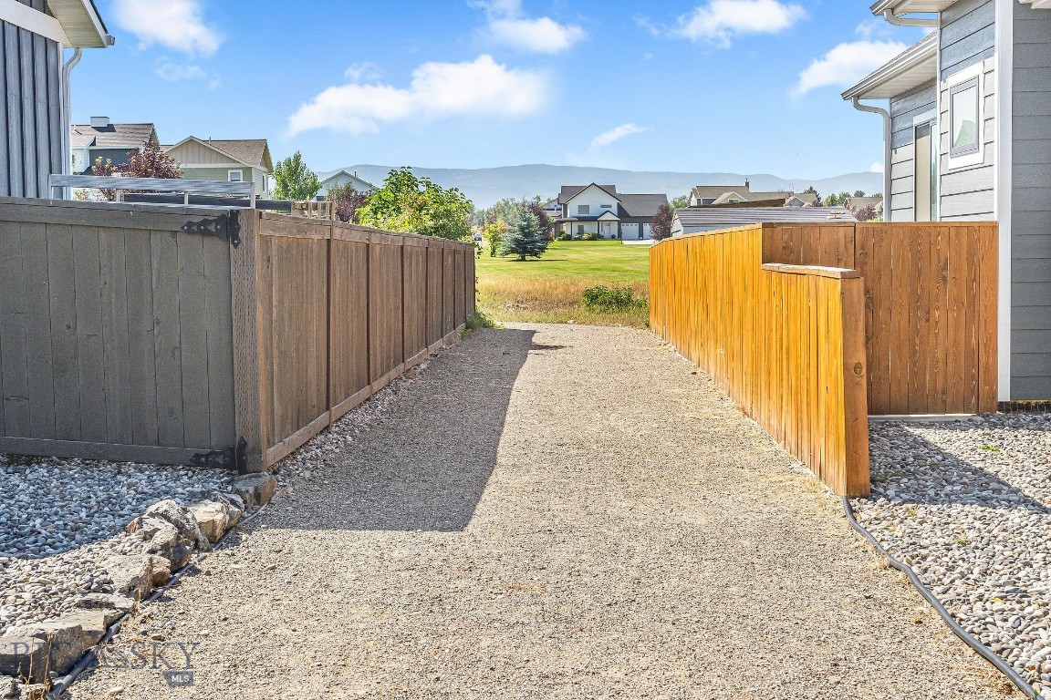 Falcon Hollow - Residential