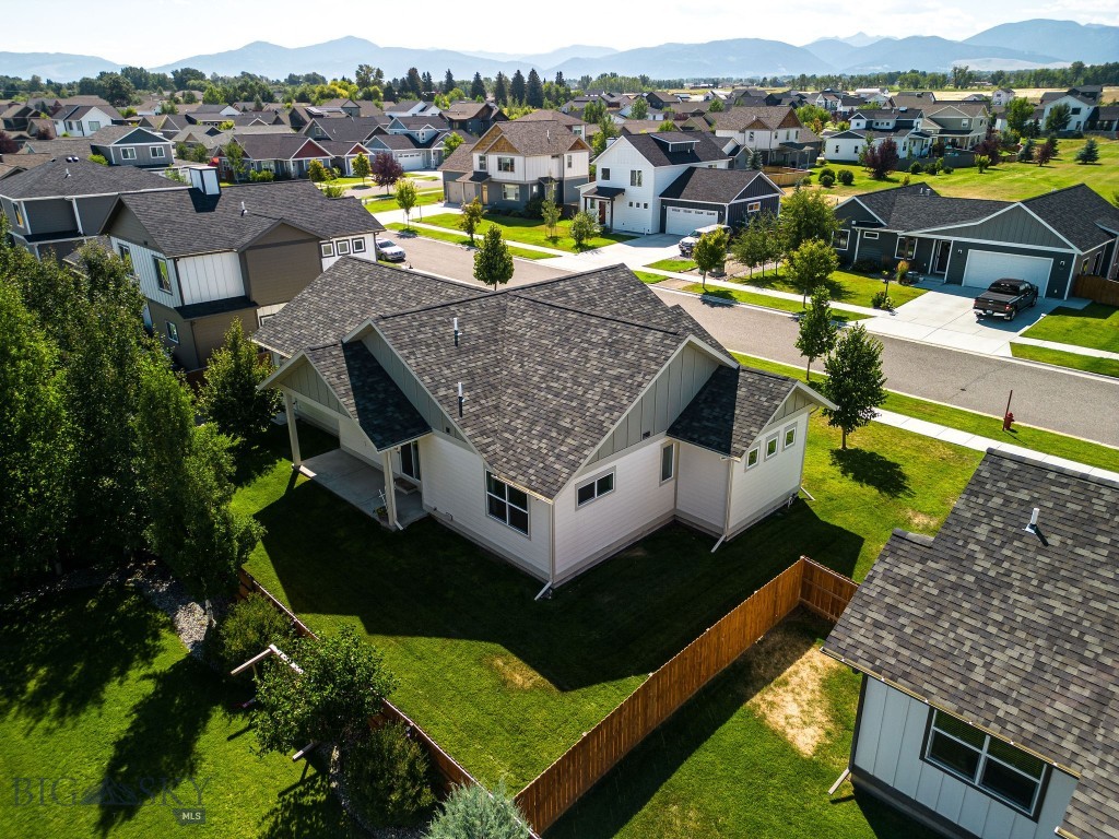 Falcon Hollow - Residential
