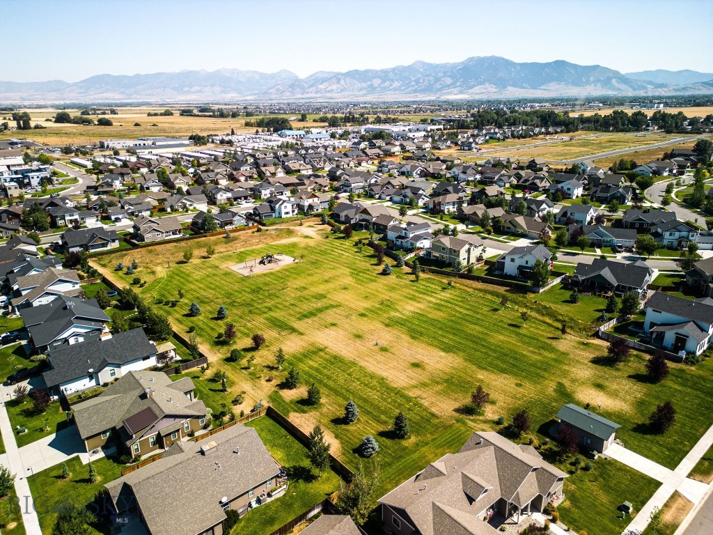 Falcon Hollow - Residential