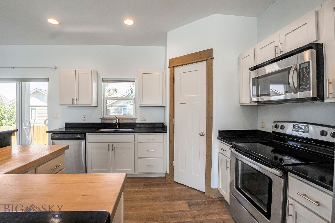 Falcon Hollow - Residential