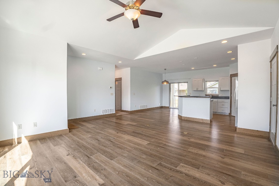 Falcon Hollow - Residential