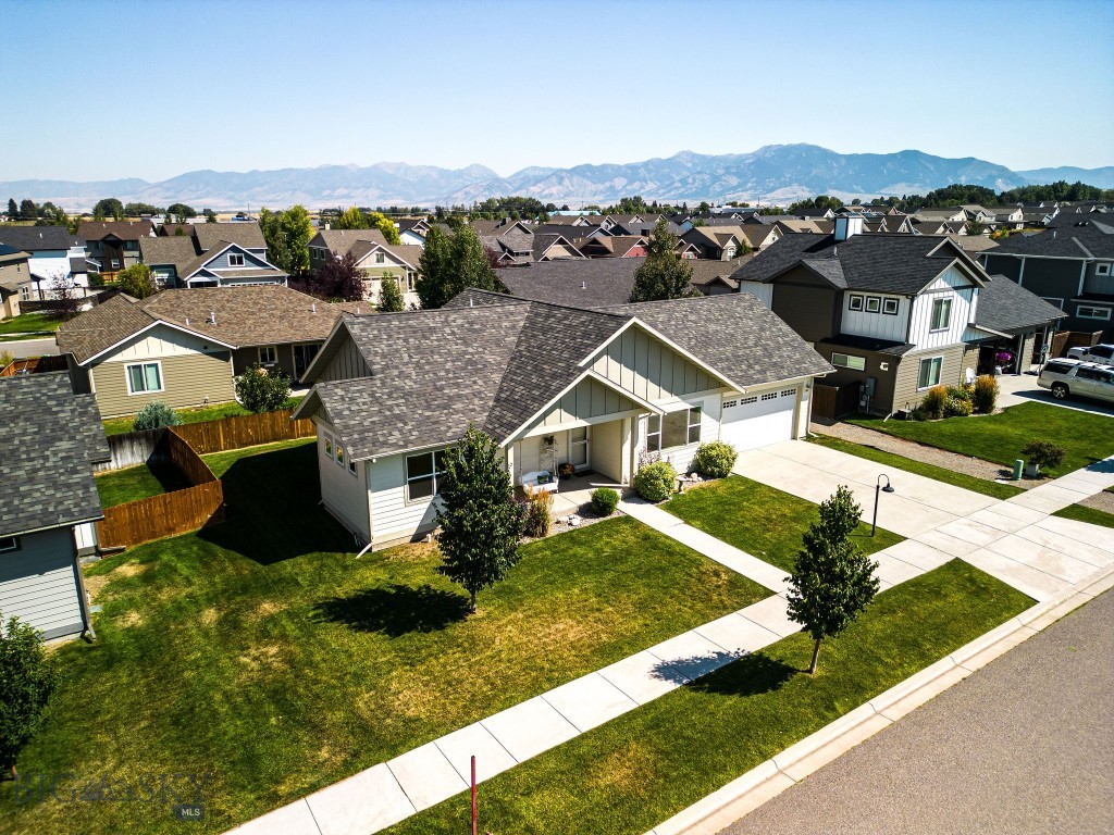 Falcon Hollow - Residential
