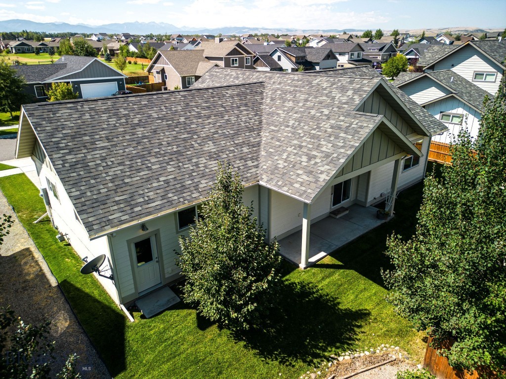 Falcon Hollow - Residential