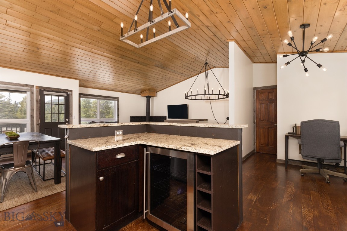 Big Sky Hidden Village Condo - Residential