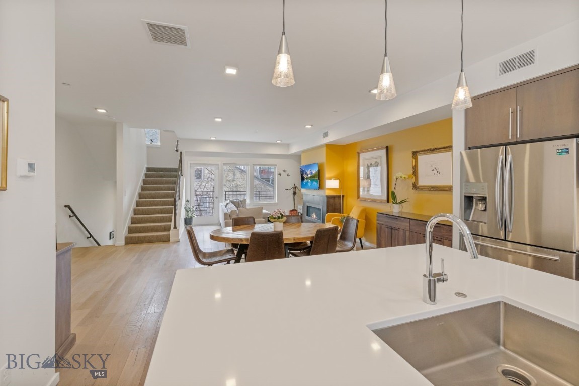 Bozeman, Montana 59715, United States, 3 Bedrooms Bedrooms, ,4 BathroomsBathrooms,Residential,Active,58051