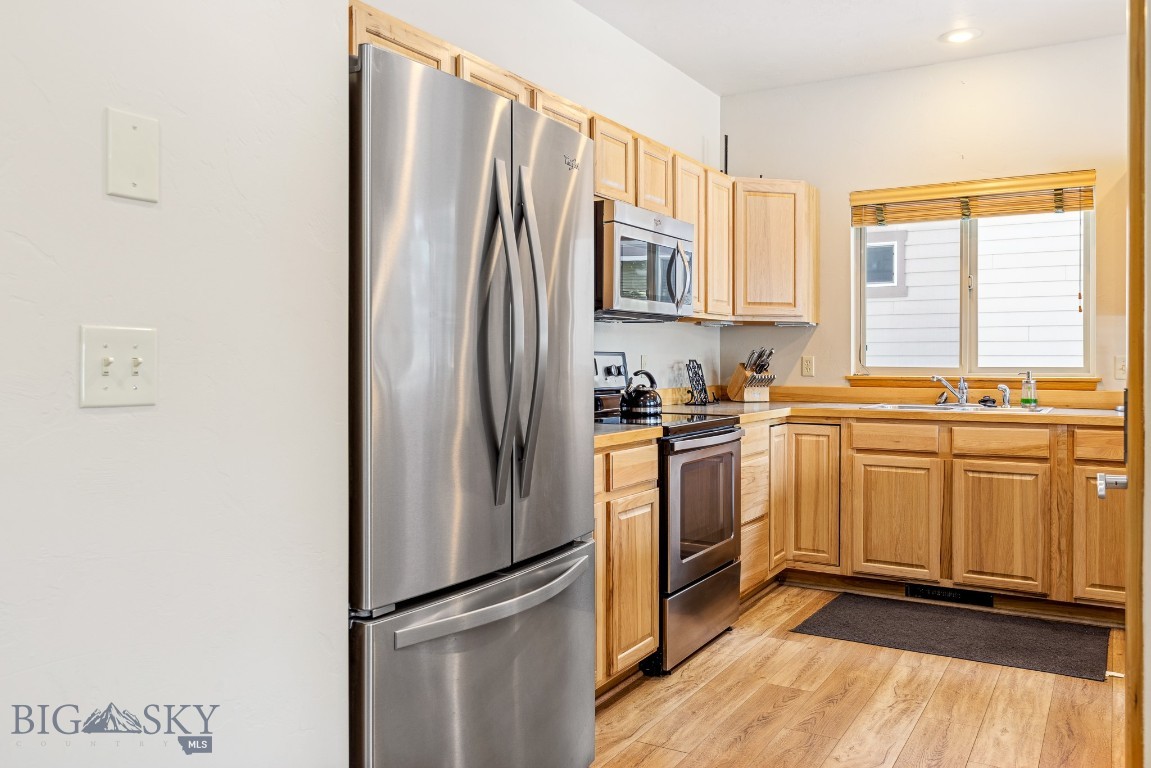 Tamarack Court Condo - Residential