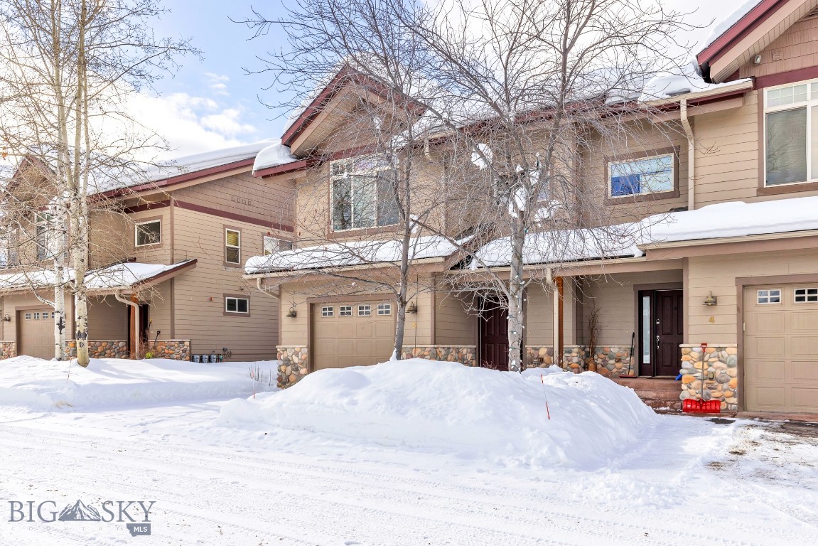 Tamarack Court Condo - Residential