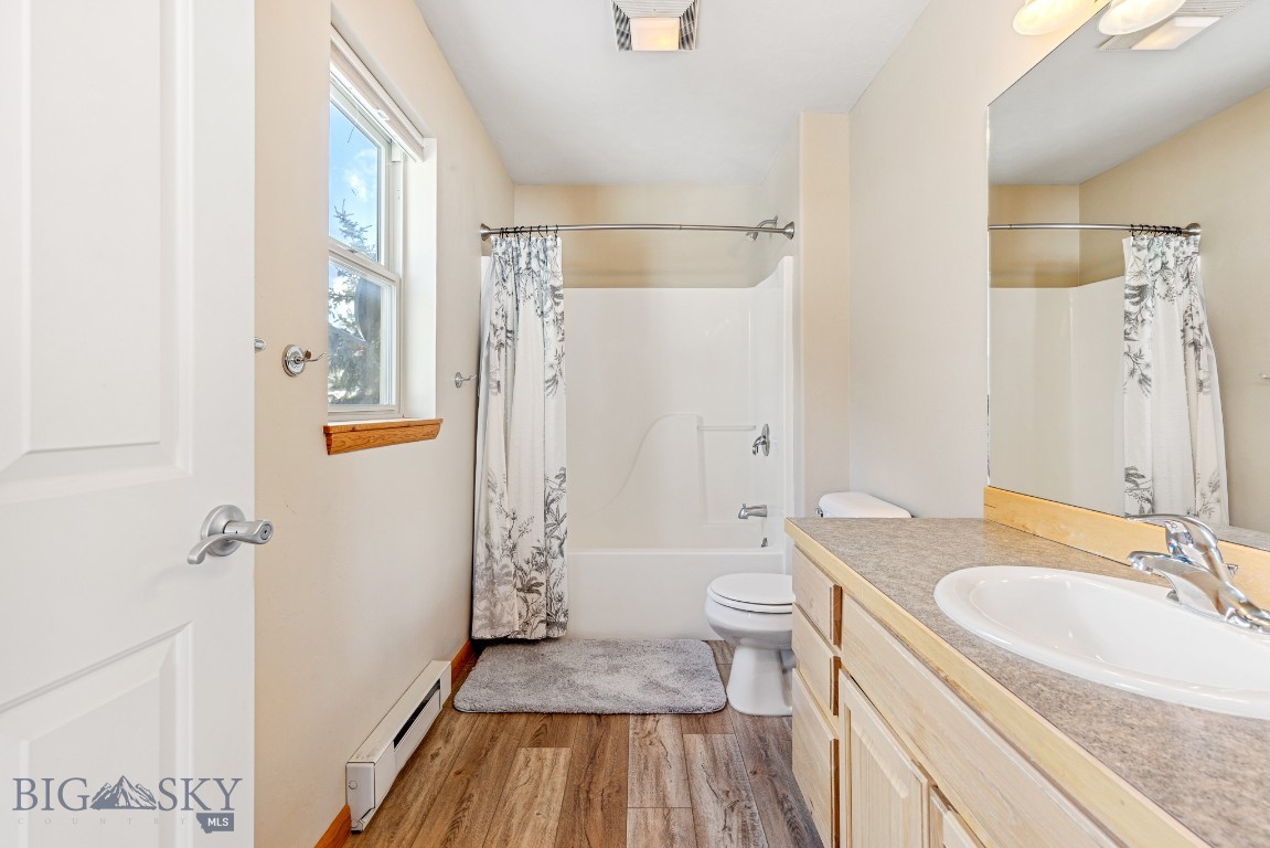 Tamarack Court Condo - Residential